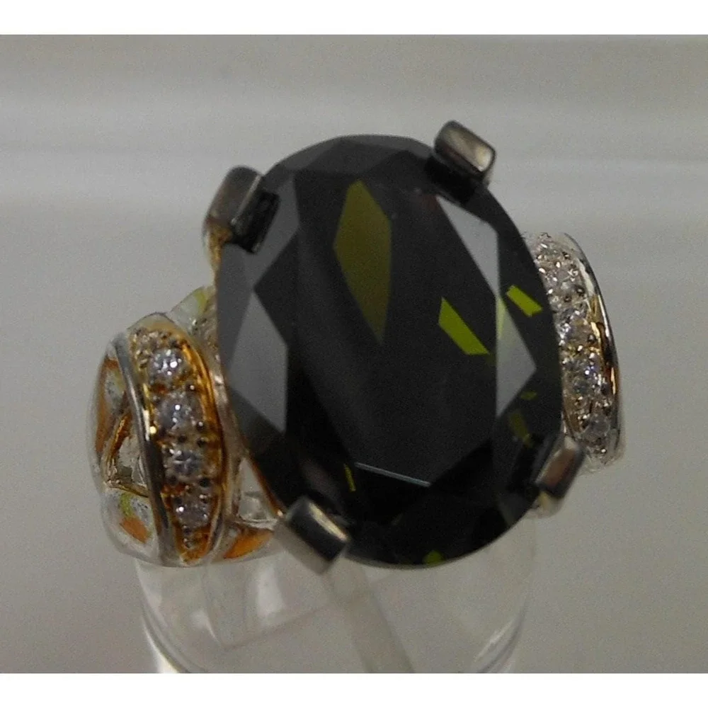 Vintage 1990's Sterling Silver Dark Green CZ Cocktail Statement Ring Size‎ 8